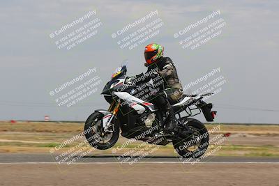 media/Sep-10-2023-Pacific Track Time (Sun) [[44210541ad]]/Group B/1220pm (Wheelie Bump)/